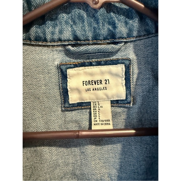 Women’s ‘Forever 21’ Jean jacket - Picture 3 of 4